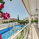 Charming With Private Pool In Vibrant Vilamoura, Free Ac And Wifi Villa Quarteira