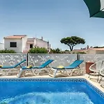 Charming With Private Pool In Vibrant Vilamoura, Free Ac And Wifi Villa