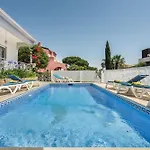 Villa Charming With Private Pool In Vibrant Vilamoura, Free Ac And Wifi *