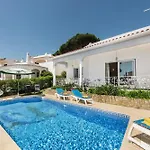 Villa Charming With Private Pool In Vibrant Vilamoura, Free Ac And Wifi Quarteira