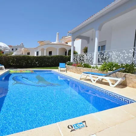 Charming With Private Pool In Vibrant Vilamoura, Free Ac And Wifi * Quarteira