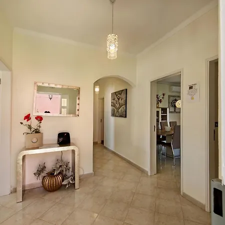 Charming With Private Pool In Vibrant Vilamoura, Free Ac And Wifi * Quarteira
