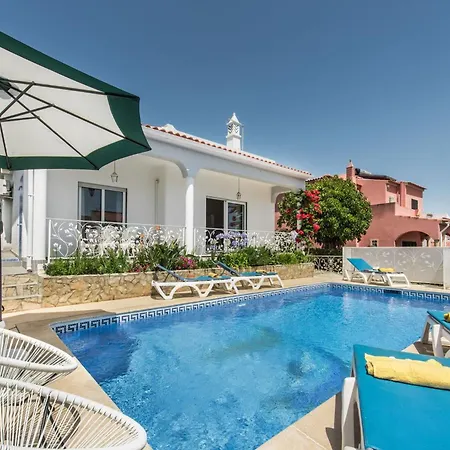 Charming With Private Pool In Vibrant Vilamoura, Free Ac And Wifi *