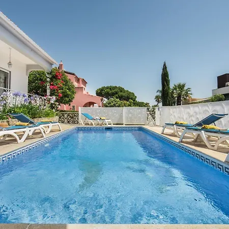 Villa Charming With Private Pool In Vibrant Vilamoura, Free Ac And Wifi *