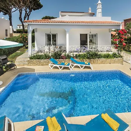 Charming With Private Pool In Vibrant Vilamoura, Free Ac And Wifi Villa *