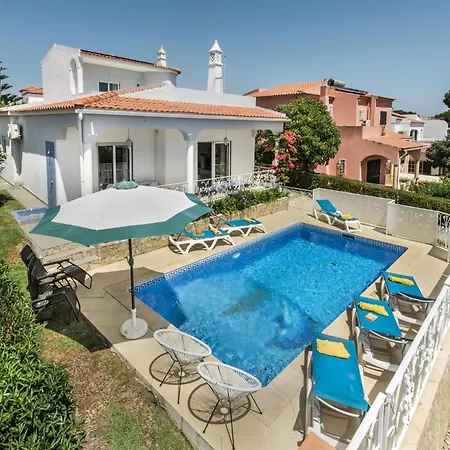 Villa Charming With Private Pool In Vibrant Vilamoura, Free Ac And Wifi *