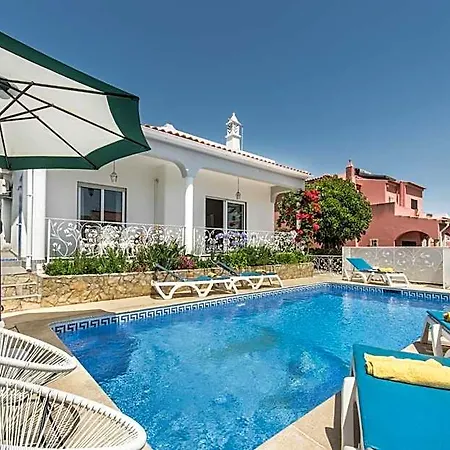 Charming With Private Pool In Vibrant Vilamoura, Free Ac And Wifi Vilamoura