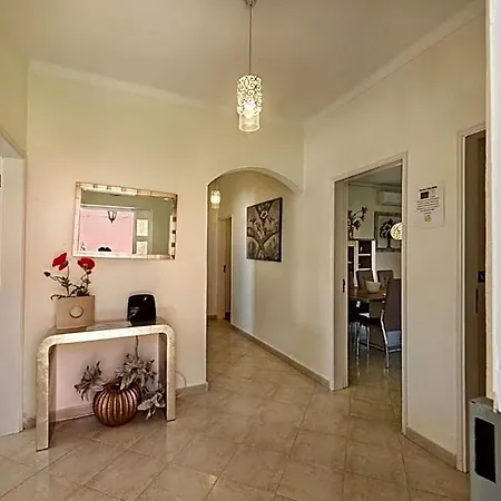Charming With Private Pool In Vibrant Vilamoura, Free Ac And Wifi Vilamoura
