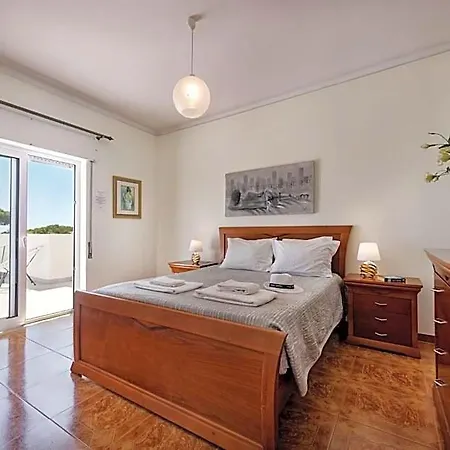 Charming With Private Pool In Vibrant Vilamoura, Free Ac And Wifi 维拉摩拉