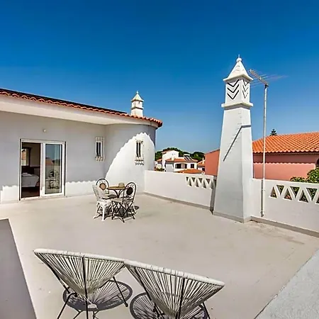 Charming With Private Pool In Vibrant Vilamoura, Free Ac And Wifi * Vilamoura