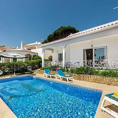 Charming With Private Pool In Vibrant Vilamoura, Free Ac And Wifi *