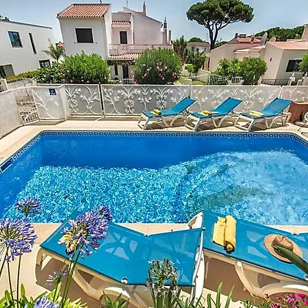 Charming With Private Pool In Vibrant Vilamoura, Free Ac And Wifi 别墅 维拉摩拉