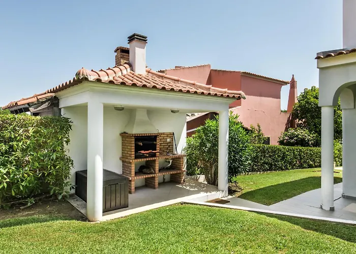 别墅 Charming With Private Pool In Vibrant Vilamoura, Free Ac And Wifi 奎特里拉