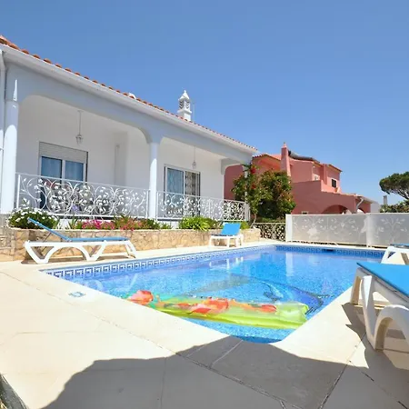 Villa Charming With Private Pool In Vibrant Vilamoura, Free Ac And Wifi *